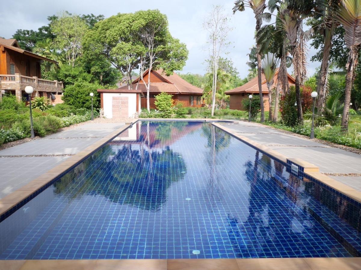 Sasidara Resort Nan Exterior photo