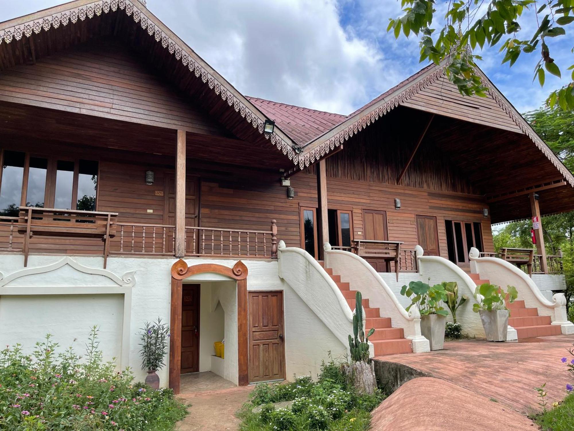 Sasidara Resort Nan Exterior photo